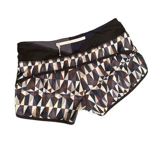 Lululemon Run: Speed Short *4-way Stretch 6